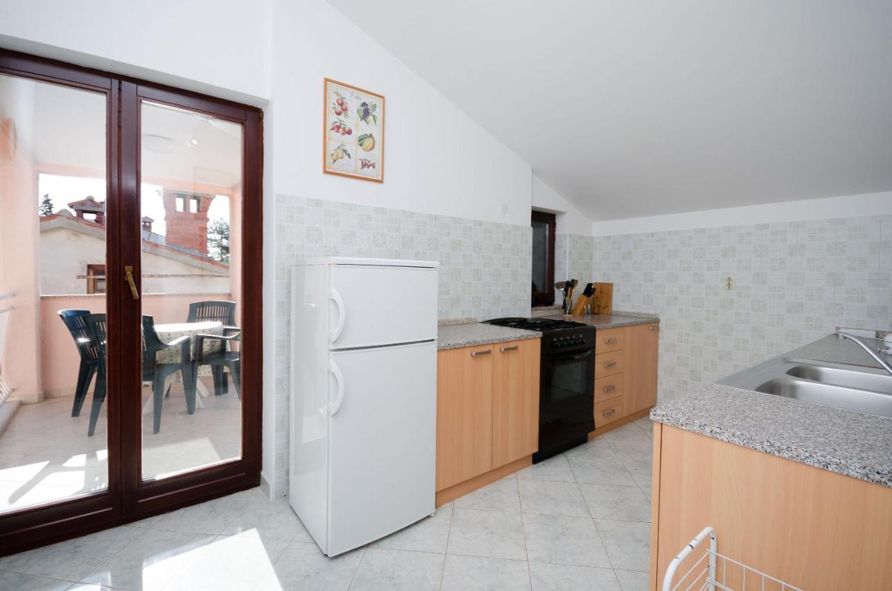 Apartments Slavica ราบัซ ภายนอก รูปภาพ