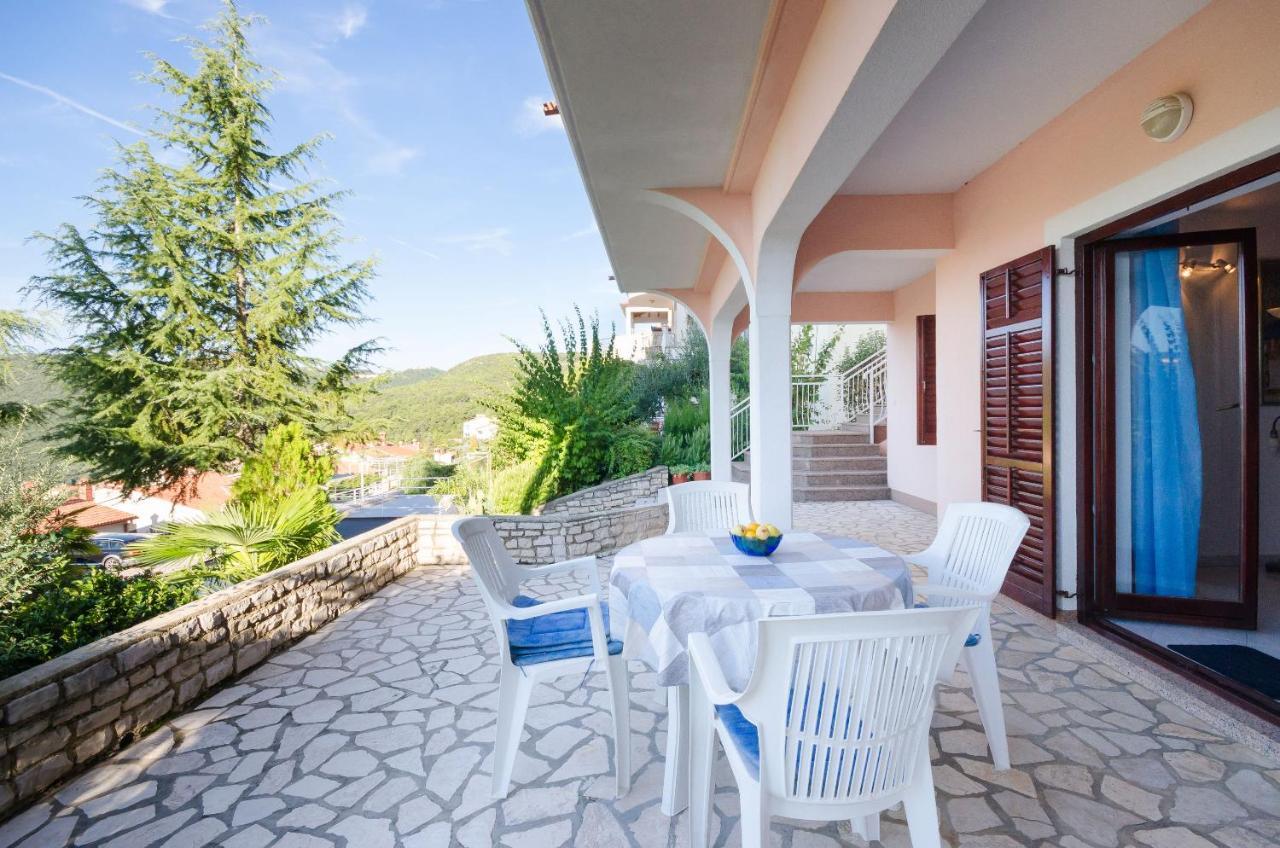 Apartments Slavica ราบัซ ภายนอก รูปภาพ